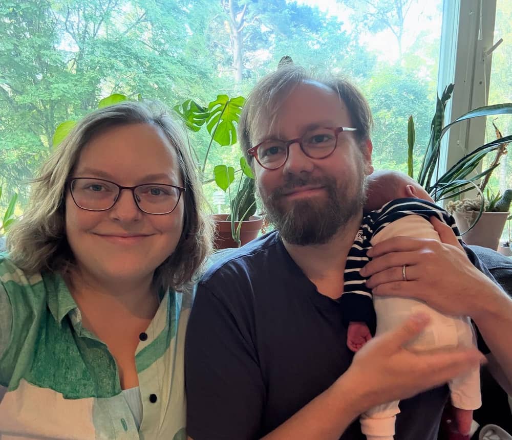 Viikko sitten meille syntyi suloinen pieni tytär. Ollaan saatu lauantaista asti opetella yhteistä elämää kotona,... - lue lisää Instagramissa